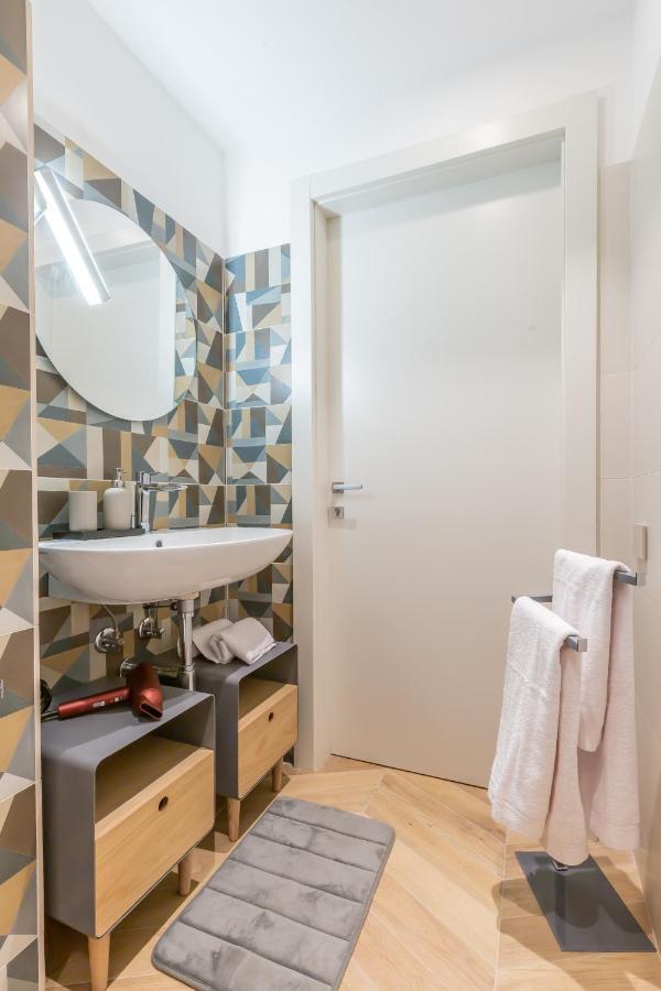 Luxury Trastevere Gym & Rooftop 5H ローマ エクステリア 写真